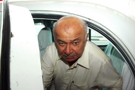 Assam violence act of certain group cadres: Home Minister Sushilkumar Shinde