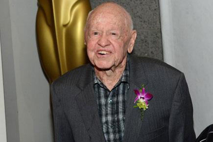 Hollywood legend Mickey Rooney dies