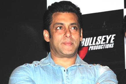 Salman Khan to turn barber; Karan Johar a lensman for 'Mission Sapne'