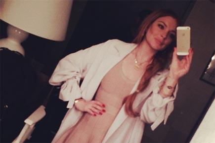 Lindsay Lohan posts glamorous selfie on Instagram