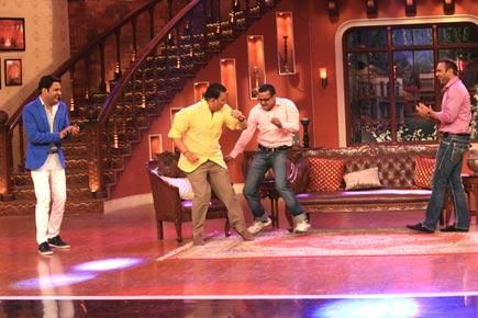 Sunil Gavaskar shows off some fab footwork, but on 'Comedy Nights with Kapil'