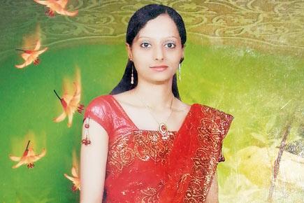 Week before wedding, girl dies after being hit by train in Kandivli