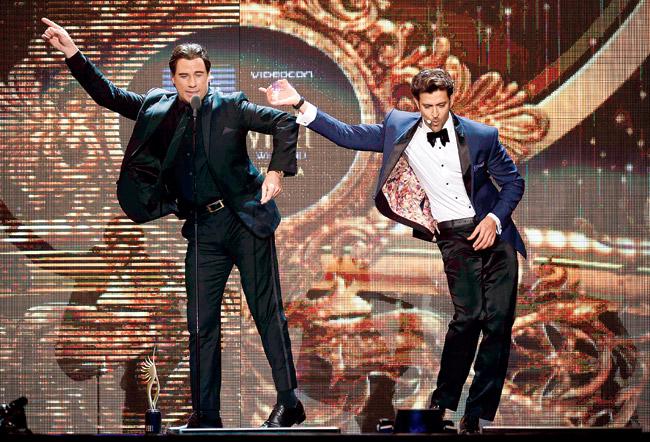 IIFA Awards: John Travolta and Hrithik Roshan