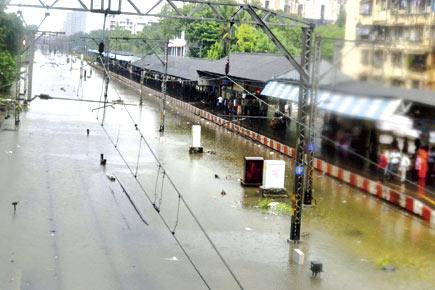 Mumbai: Waterlogging chances more often as Central Railway lowers tracks