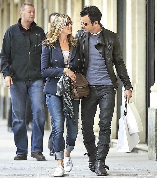 Jennifer Aniston (left) and Justin Theroux in France. Pic/AFP