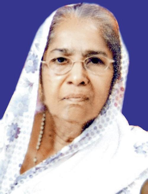 70-year-old Mulund resident Laxmi Maruti Naik was found dead in her flat on Wednesday. Pic/Rajesh Gupta