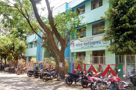 This Mumbai college's 'failures' routinely ace BCom exams