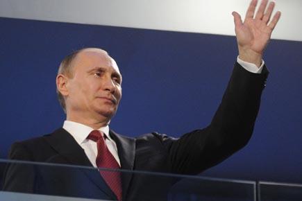 Putin orders partial withdrawal from Ukraine border