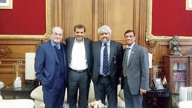 Salman Rushdie, Suketu Mehta, Tunku Varadarajan and Dnyaneshwar M. Mulay