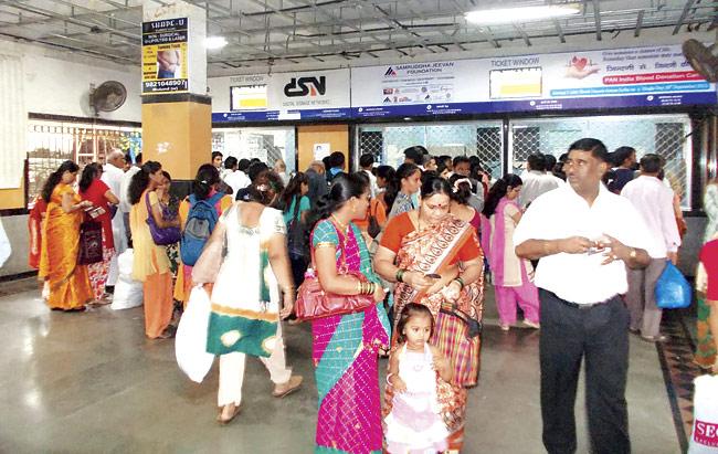 Officials from Mumbai division said it was impractical for the ticket booking staff to collect addresses of 75 lakh commuters who travel on the Western and Central line. File pic