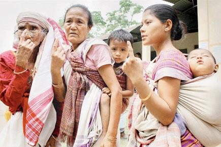 Elections 2014: 301 of same family vote in Assam