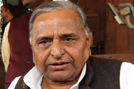 Backing rapists? Mulayam Singh says don't hang boys for 'mistakes'