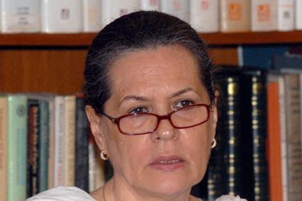 Elections 2014: Sonia Gandhi has Rs 85 thousand in cash, no car