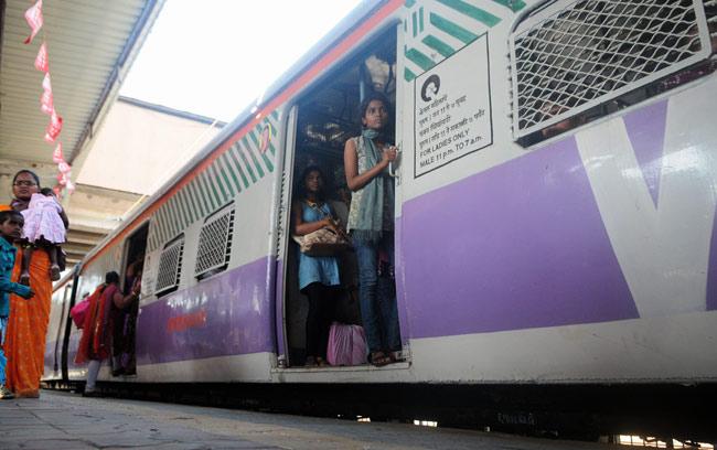 HC tells Railways to reserve seats for the elderly in trains
