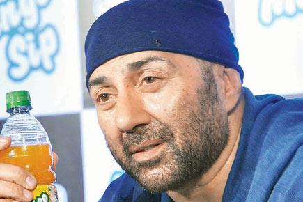 What's the reason behind Sunny Deol's 'capped' look?