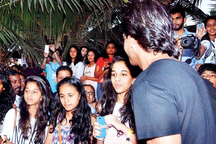 Spotted: Shah Rukh Khan with daughter Suhana