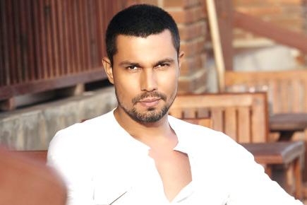 Approaching people for work hasn't worked for me: Randeep Hooda