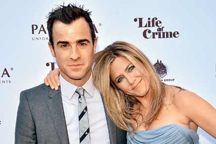 Justin Theroux 'steals' Jennifer Aniston's beauty products!