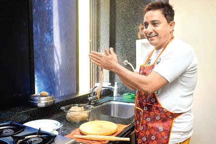 Singer Sukhwinder Singh dons the chef's hat!