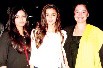Spotted: Alia Bhatt with sisters Shaheen and Pooja