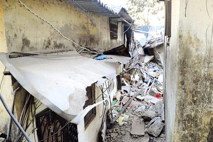Vakola building collapse: Chawl residents direct ire at lawyer who got stay order