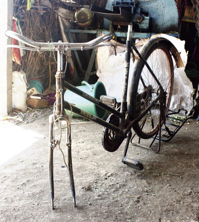 Reshma Meher, daughter of a farmer in Aale village of Junnar taluka, 90 km off Pune, has been given a cycle as part of the government’s welfare scheme in 2013 to encourage girls to go to school. She rode this wobbly cycle for 2 months before the wheel came off