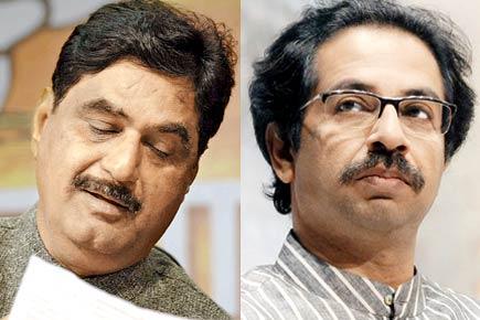 Gopinath Munde, Uddhav Thackeray upset over Nitin Gadkari's meeting with MNS