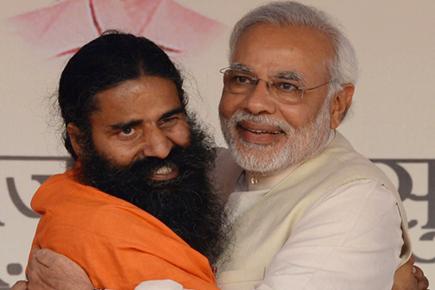 Elections 2014: Baba Ramdev supporters root for Modi at yoga guru's show
