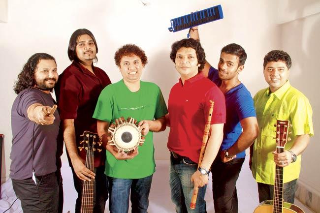 Rakesh and Friends (RAF), a group of young musicians who believe music is going global, consists of Rakesh Chaurasia (flute), Gino Banks (drums), Satyajeet Talwalkar (tabla), Sheldon D’Silva (bass guitar), Sanjoy Das (guitar) and Sangeet Haldipur (keyboard)