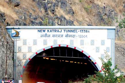 30-year-old dies in crash near New Katraj Tunnel