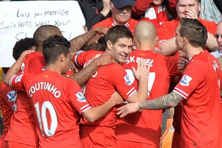 Liverpool on top of EPL table after defeating Tottenham 4-0