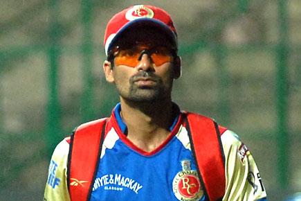 Mohammad Kaif faces Congress supporters' ire
