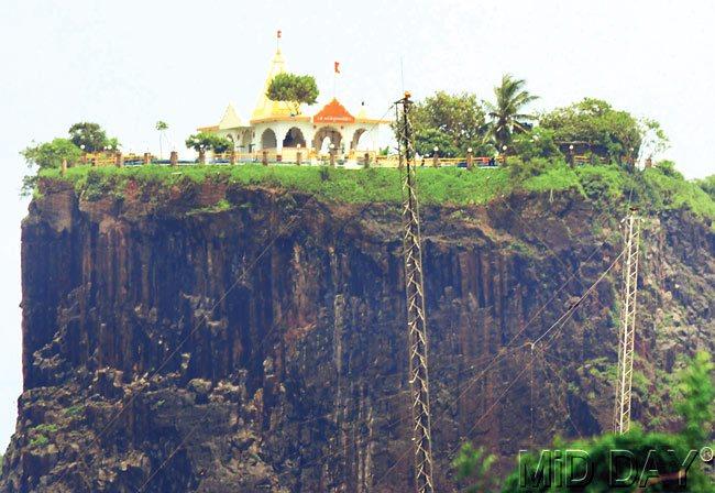 Gilbert Hill is said to have formed out of molten magma rising up from the Earth’s crust. There is a Durgamata temple atop it currently.  Pic/Kaushik Thanekar