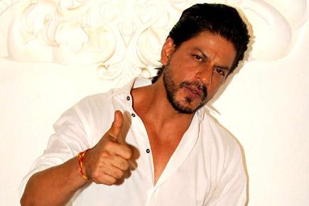 Don't focus on clothes, focus on acting: SRK tells strugglers