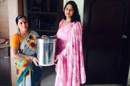 India's rice bucket challenge goes viral on social media