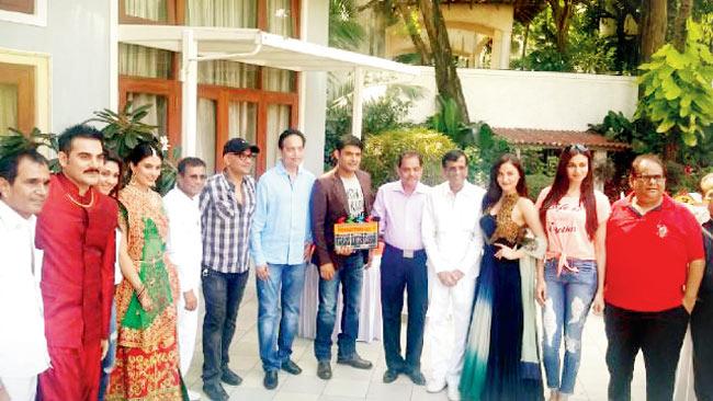 The cast and crew of Abbas Mustan’s film on the first day of the shoot yesterday