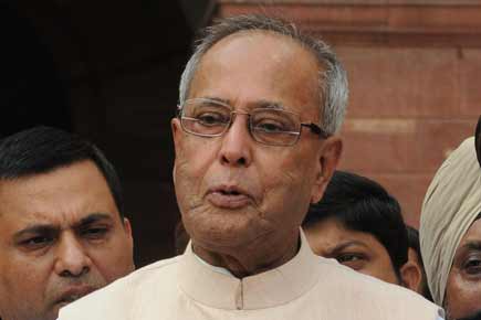 Presidents and VPs should be political persons: Pranab Mukherjee 