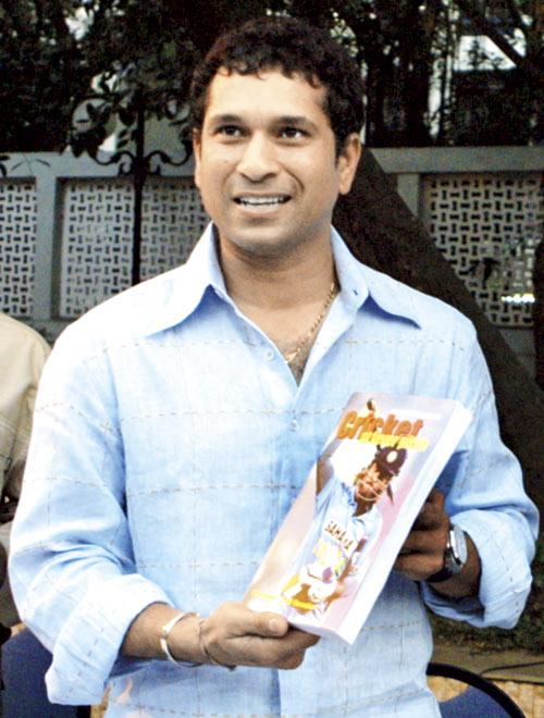 Sachin Tendulkar releases a book at the CCI in 2006. Pic/AFP