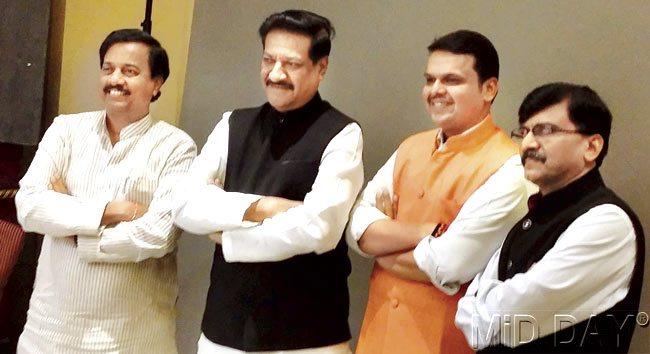 NCP’s state unit chief Sunil Tatkare, CM Prithviraj Chavan, BJP’s state unit chief Devendra Fadnavis and Shiv Sena spokesman MP Sanjay Raut pose as if all is well. Pic/Ravikiran Deshmukh
