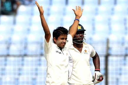 Teenage spinner Jubair's 5-96 gives Bangladesh edge in third Test