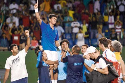 Davis Cup: Somdev beats Lajovic to keep India in the hunt