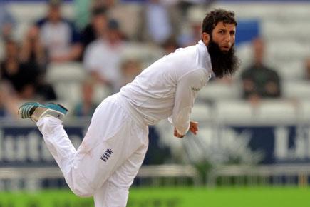 England cricketer Moeen Ali urges British Muslims to shun ISIS