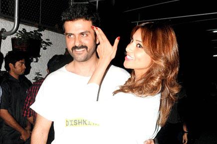 Bipasha, Harman remain on cordial terms after alleged split