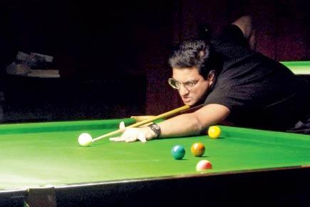Snooker: CCI's Dossa progresses