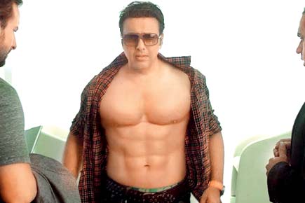 Govinda goes shirtless, flaunts 6-pack abs in 'Happy Ending'