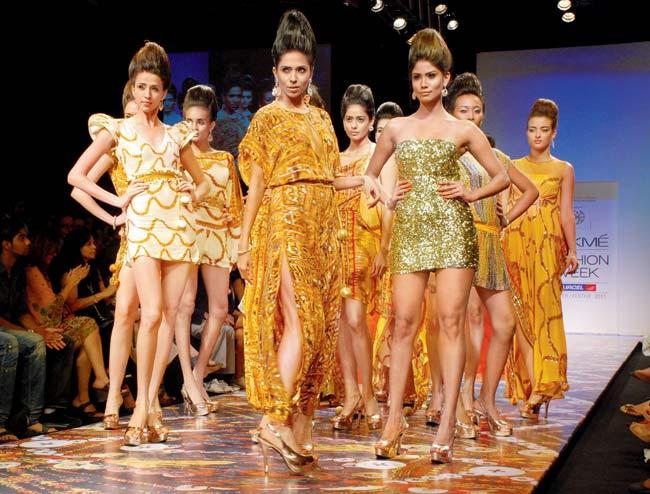 Payal Kothari’s heels add oomph to the models walking for Pria Kataaria Puri