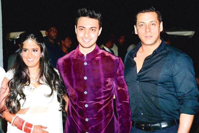 Newlyweds Arpita Khan and Aayush Sharma with Salman Khan