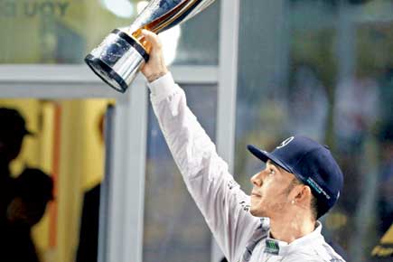 F1: Hamilton wins in Abu Dhabi, clinches his second world championship