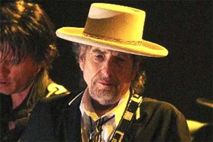 Bob Dylan not to attend Nobel Prize ceremony