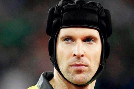 EPL: Star goalie Petr Cech could quit Chelsea